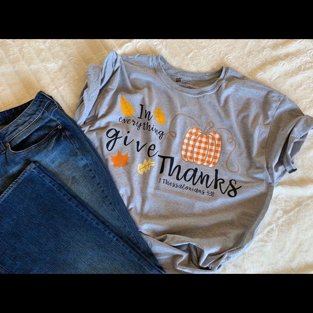 In everything give thanks t shirt